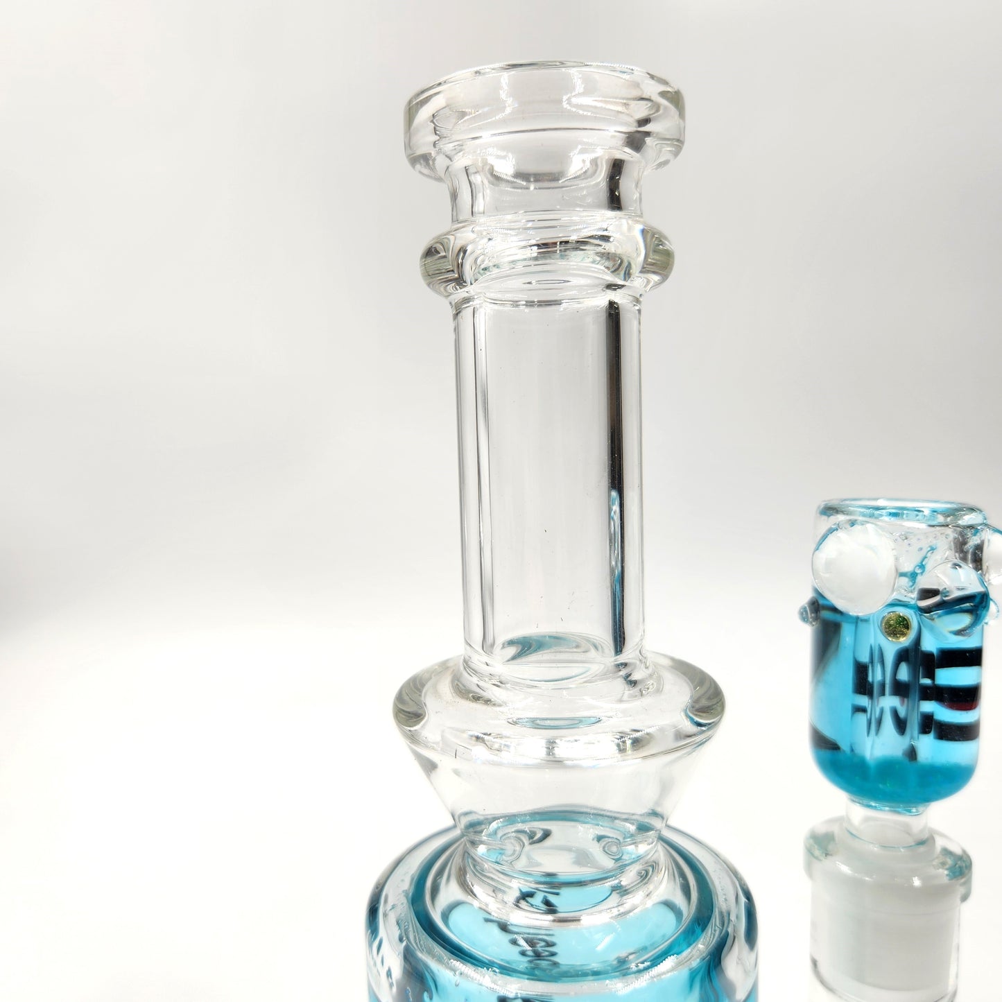 8" Cheech Freezable Glycerin Barrel Bong