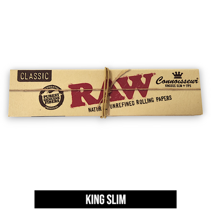 RAW Connoisseur Rolling Paper and Tips Kit