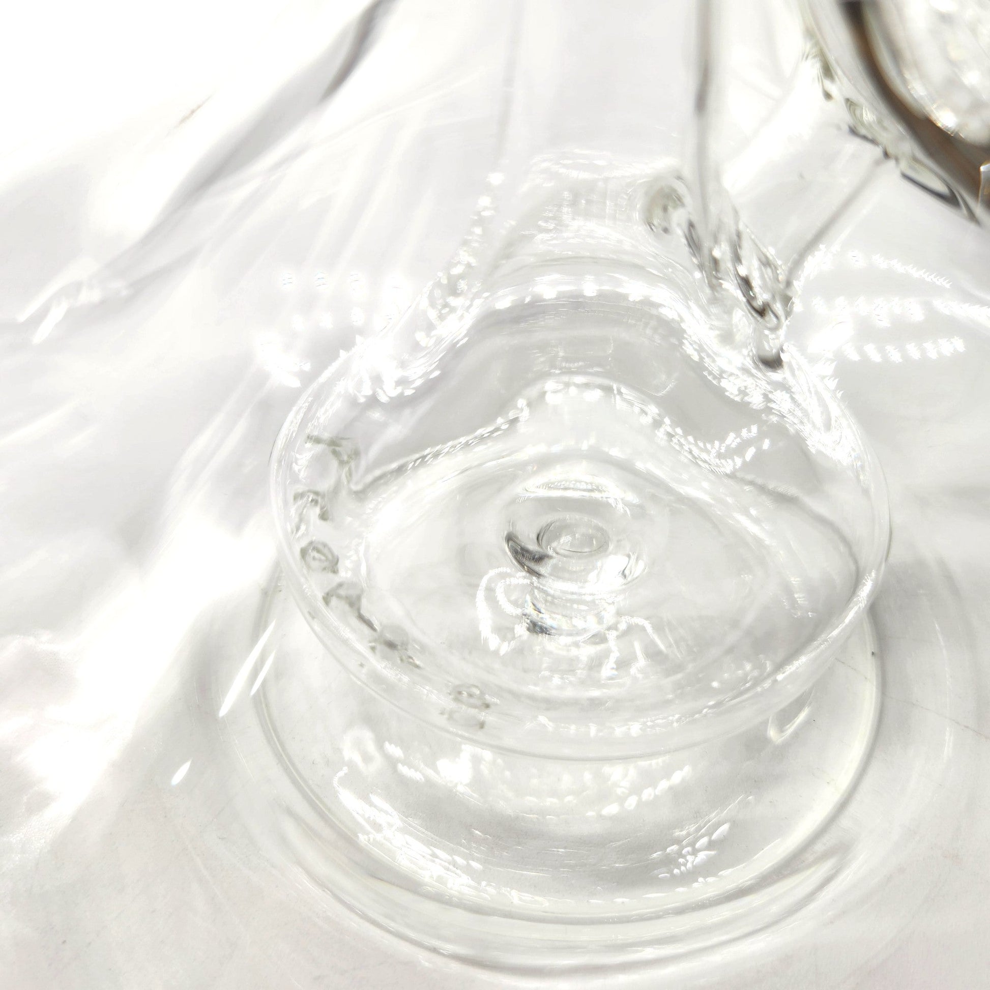 9" GRAV Small Wide Base Beaker Bong